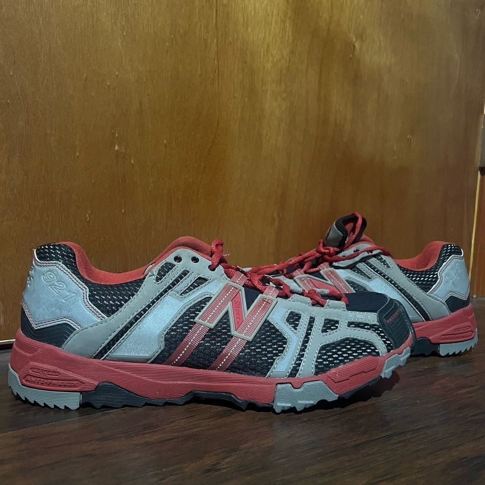 New Balance 921 Outdoor Climbing Hiking Ice Spike Reflective Shoes Mens 12